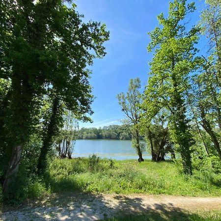 Maison Bord De Lac De Charmes バンヌ エクステリア 写真