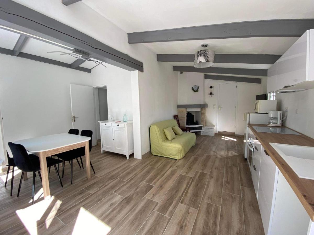Maison Bord De Lac De Charmes バンヌ エクステリア 写真